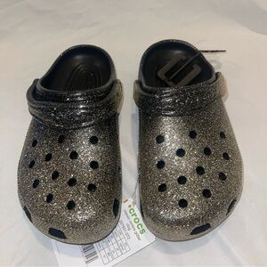 CROCS Gold and Black Classic Ombré Glitter Clog Slip On M6 W8